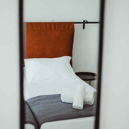 Ovis Hotel Apartments Ayia Napa Esterno foto