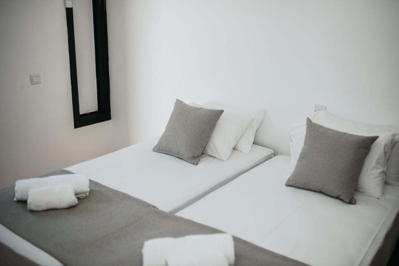 Ovis Hotel Apartments Ayia Napa Esterno foto