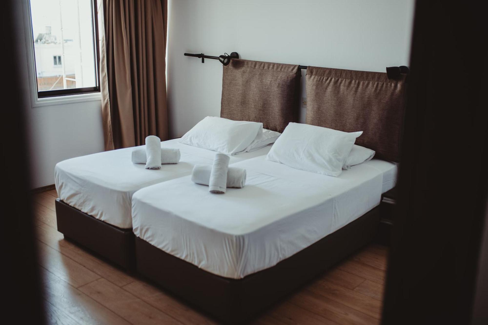 Ovis Hotel Apartments Ayia Napa Esterno foto